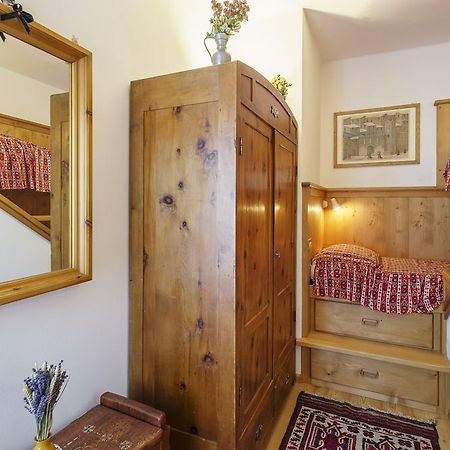 Villa Tullia - Stayincortina コルティーナ・ダンペッツォ エクステリア 写真